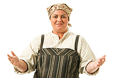 Rosie O'Donnell as Golde
