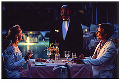 Elegant al fresco dinning
